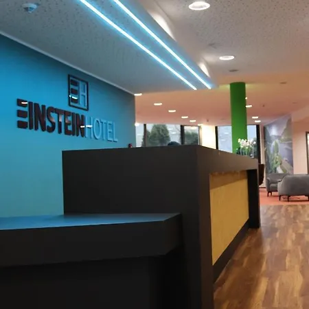 Einstein Am Roemerpark Hotel *